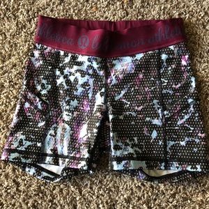 Lululemon spandex shorts size 4